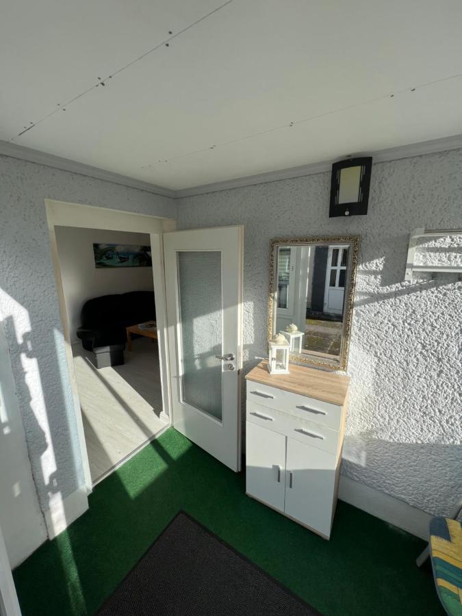 Banana Jack Apartment